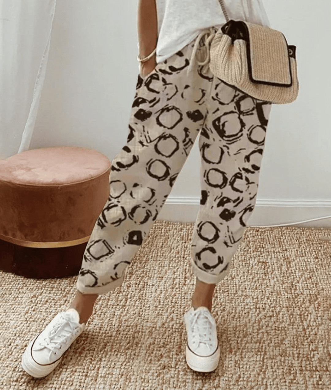 Women's Pants – Relaxed Fit – Breathable Blend – Drawstring Waist – Abstract Print – Cropped