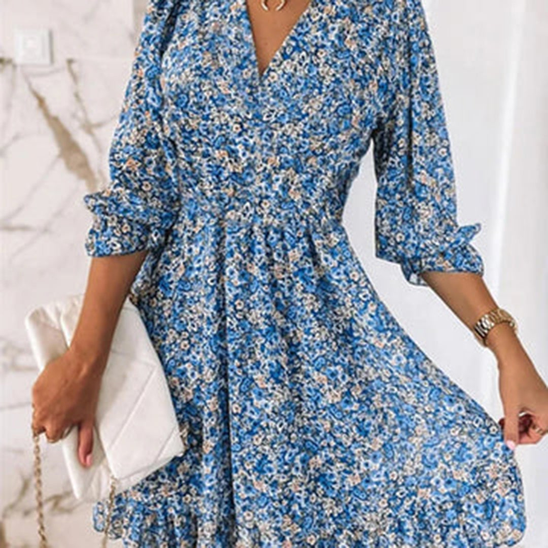 Women's Dress - A-line Fit - V-neck - 3/4 Sleeves - Elastic Waist - Floral Pattern
