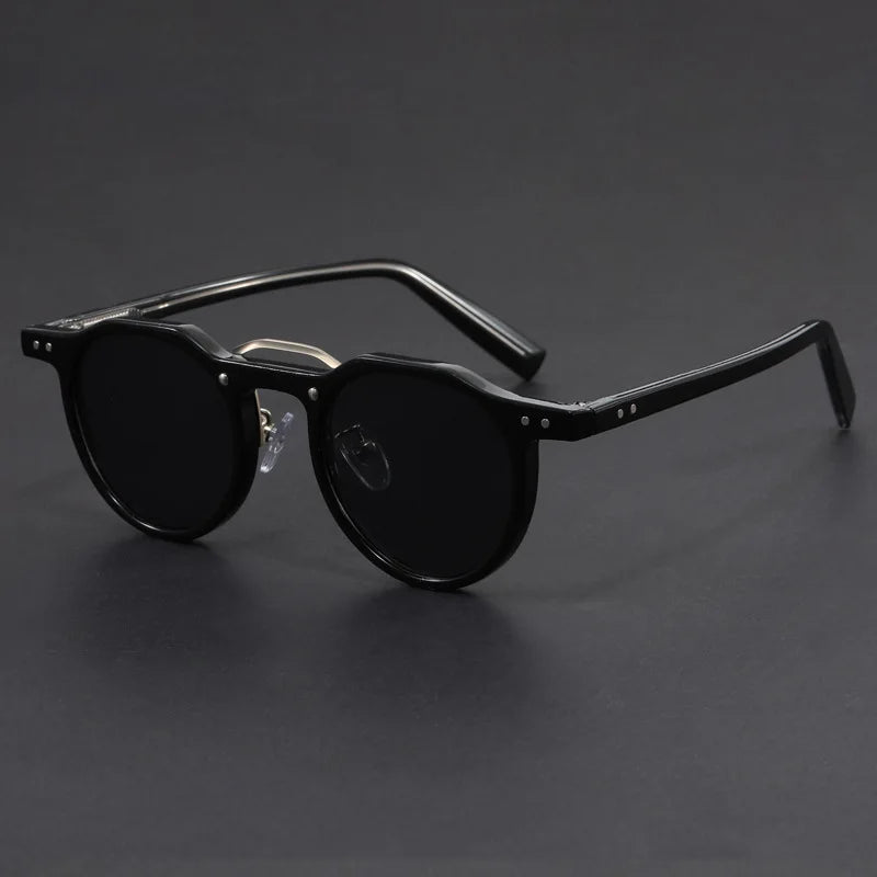 Uptown Retro Round Sunglasses