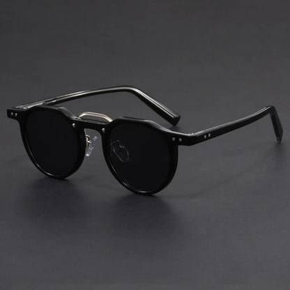 Uptown Retro Round Sunglasses