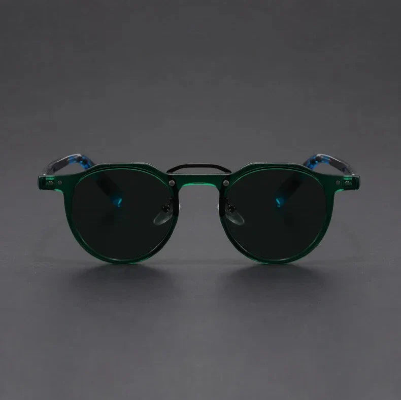 Uptown Retro Round Sunglasses