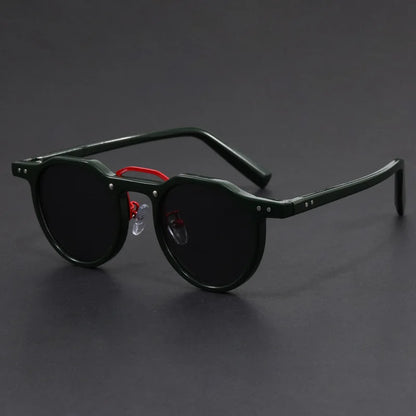 Uptown Retro Round Sunglasses