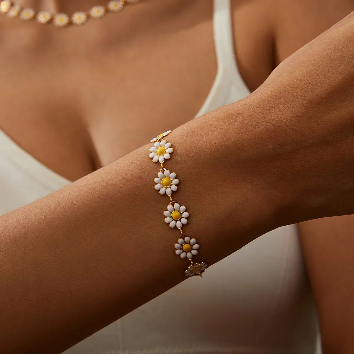 Daisy Floral Bracelet & Necklace Two-Piece Set | Daisy Charm Jewelry Set