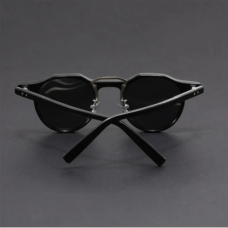 Uptown Retro Round Sunglasses