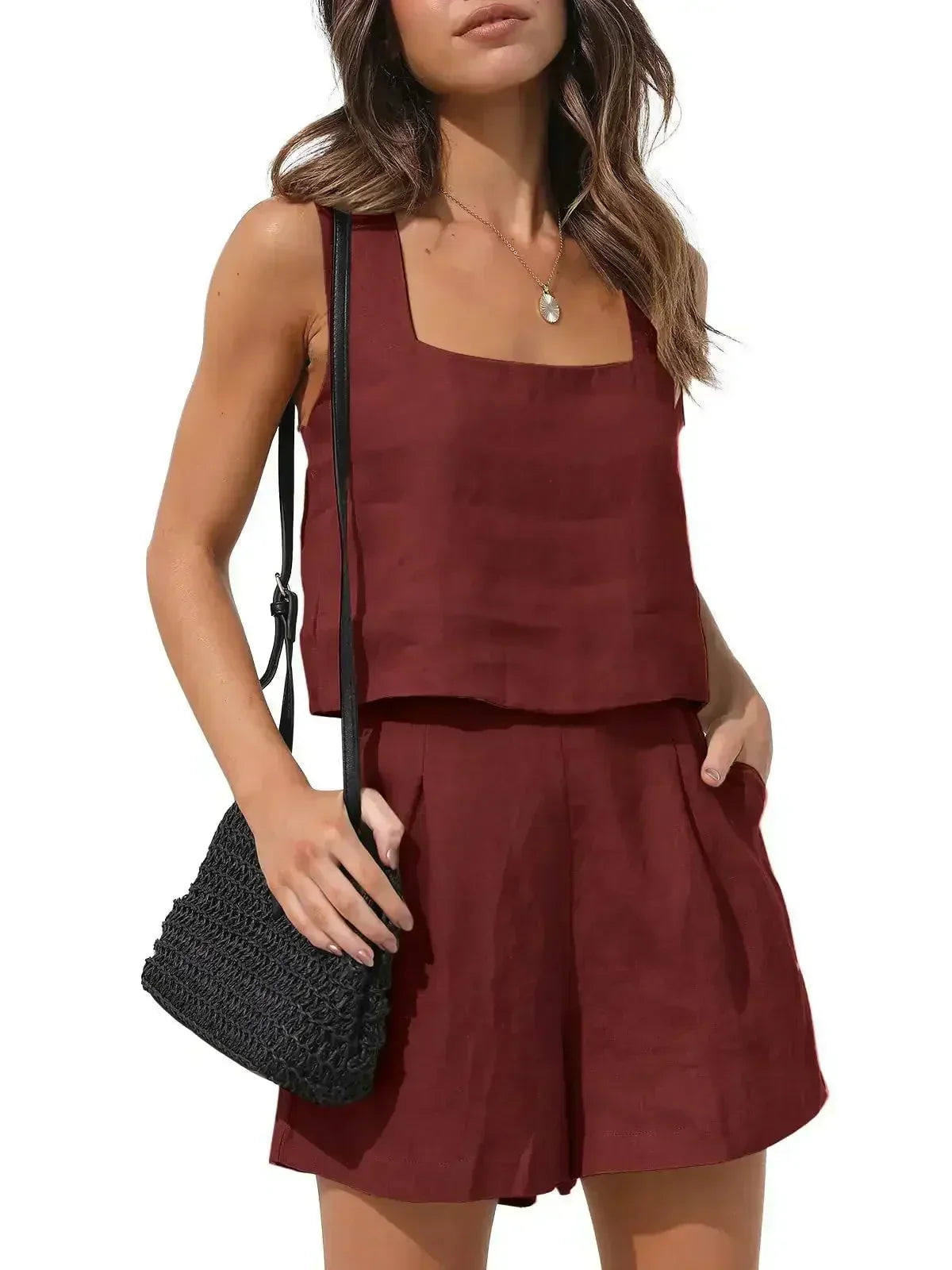 Women's Set – Sleeveless Top with Square Neckline – High-Waisted Shorts with Pleats – Light and Airy