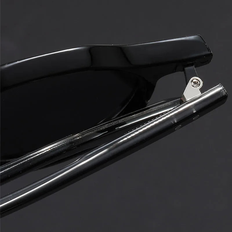 Uptown Retro Round Sunglasses