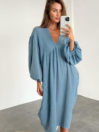 Women's Maxi Dress - Loose Fit - V-neck - Long Balloon Sleeves - Light and Comfortable