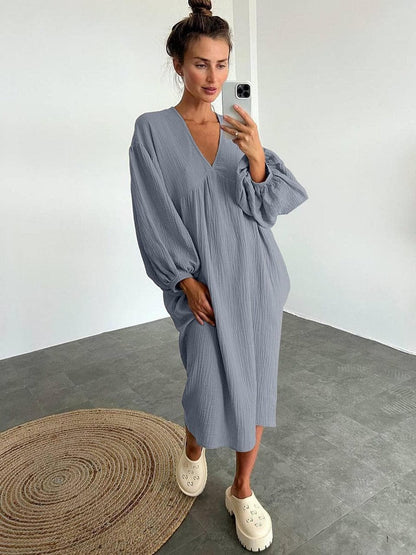 Women's Maxi Dress - Loose Fit - V-neck - Long Balloon Sleeves - Light and Comfortable