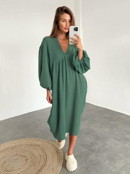 Women's Maxi Dress - Loose Fit - V-neck - Long Balloon Sleeves - Light and Comfortable