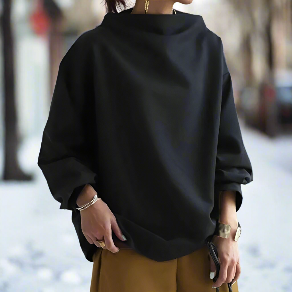 Women's Knit Sweater - Oversized Fit - Soft and Comfortable - Long-Sleeved Casual Look