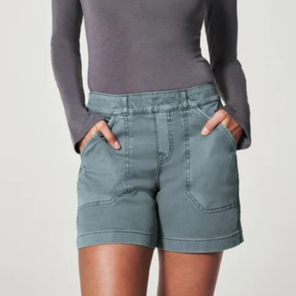 Women's Shorts - Relaxed Fit - Mid Length - With Belt Loops and Pockets