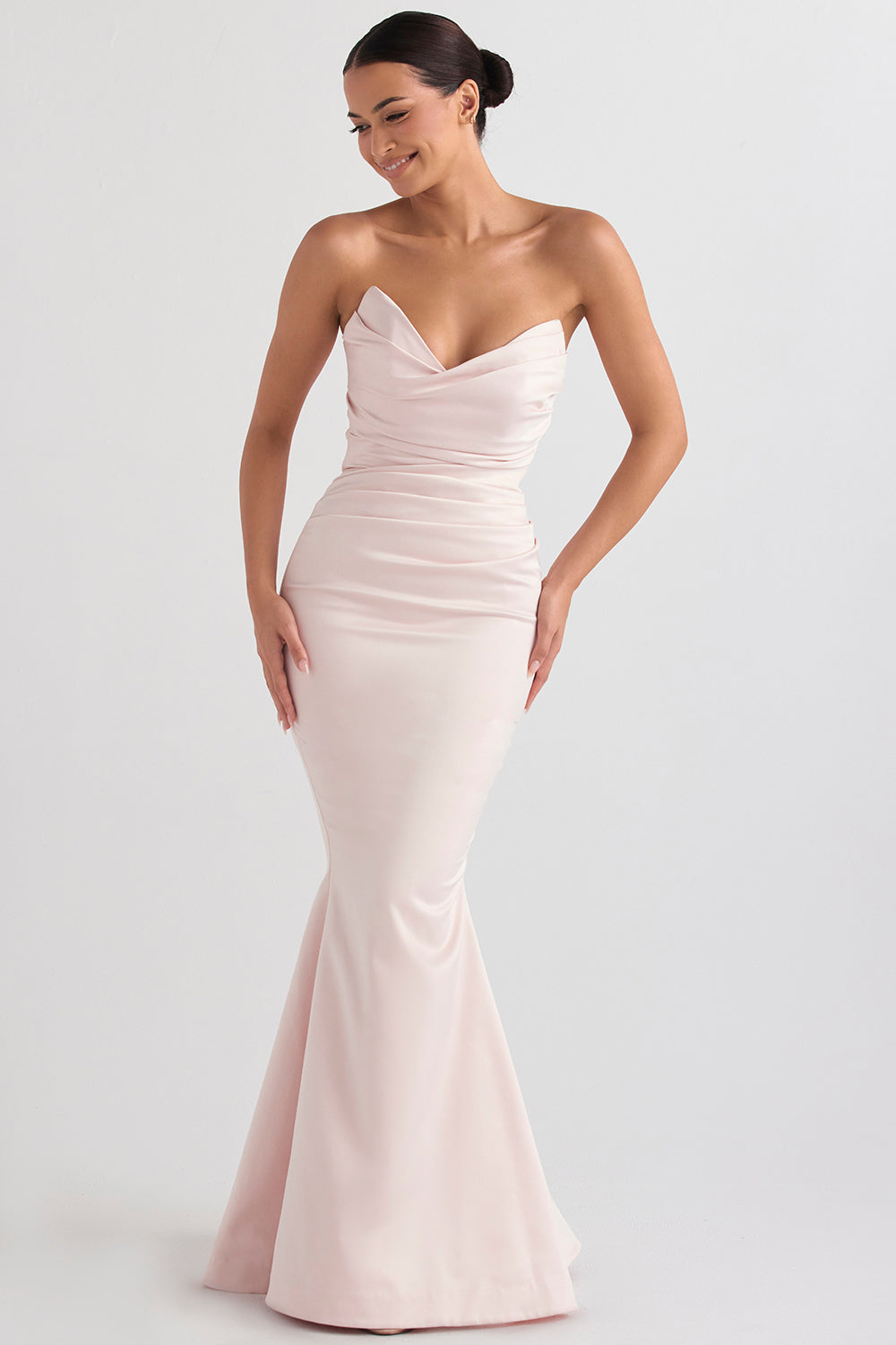 Women's Evening Dress – Strapless – Mermaid Cut – Satin – Floor-Length Elegant Fit