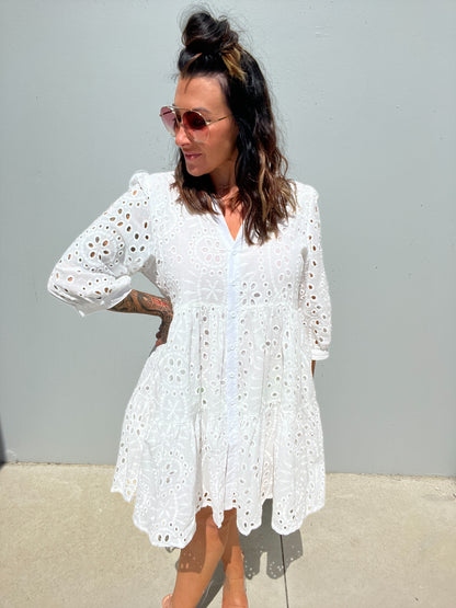 Women's Dress - A-line Loose Fit - 3/4 Sleeves - Button Closure & Broderie Anglaise