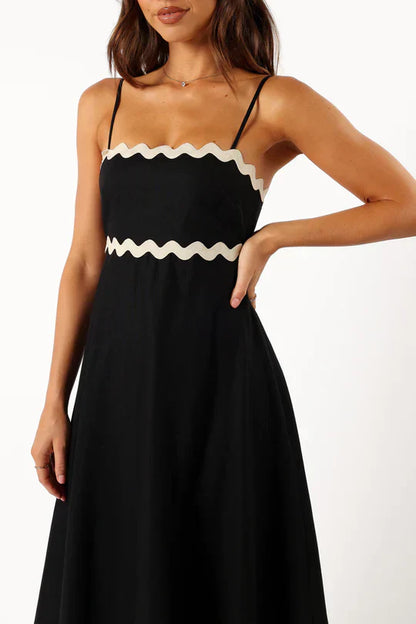 Women's Maxi Dress – Lightweight – Spaghetti Straps – Elegant Loose Fit – Zigzag Details