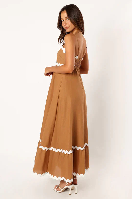 Women's Maxi Dress – Lightweight – Spaghetti Straps – Elegant Loose Fit – Zigzag Details