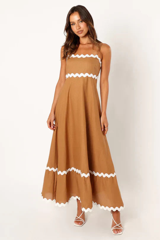 Women's Maxi Dress – Lightweight – Spaghetti Straps – Elegant Loose Fit – Zigzag Details